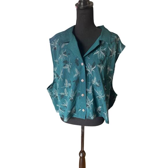 Lisa II Green Collard Vest Blouse - Picture 1 of 6